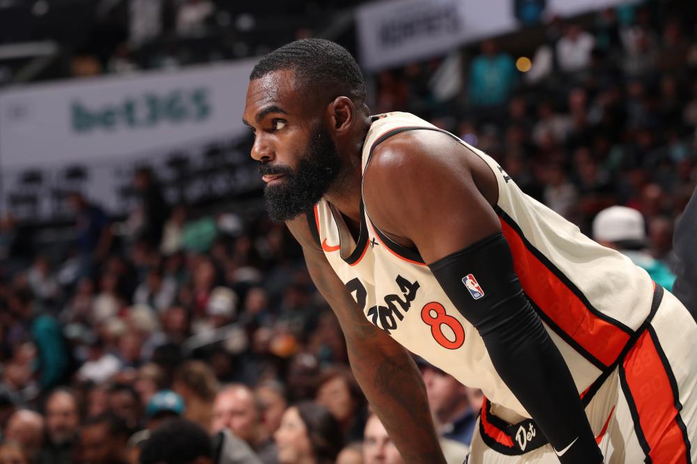 的表现充满 的表现充满